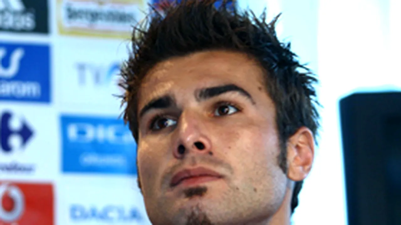 Mutu s-a accidentat în meciul cu AS Roma