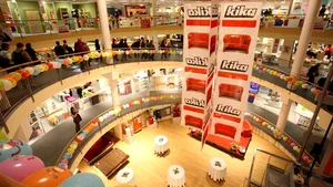 Retailerul austriac XXXLutz va prelua cele două magazine Kika din România