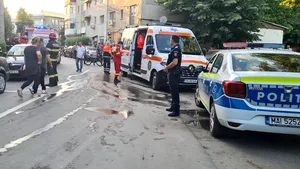 Explozie într-un apartament din Focşani. O persoană a ajuns la spital
