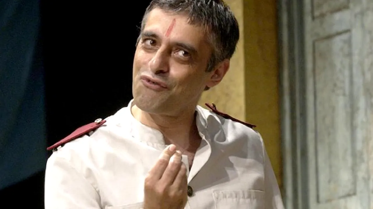 Actorul Paul Bhattacharjee, care a jucat într-un film din franciza 