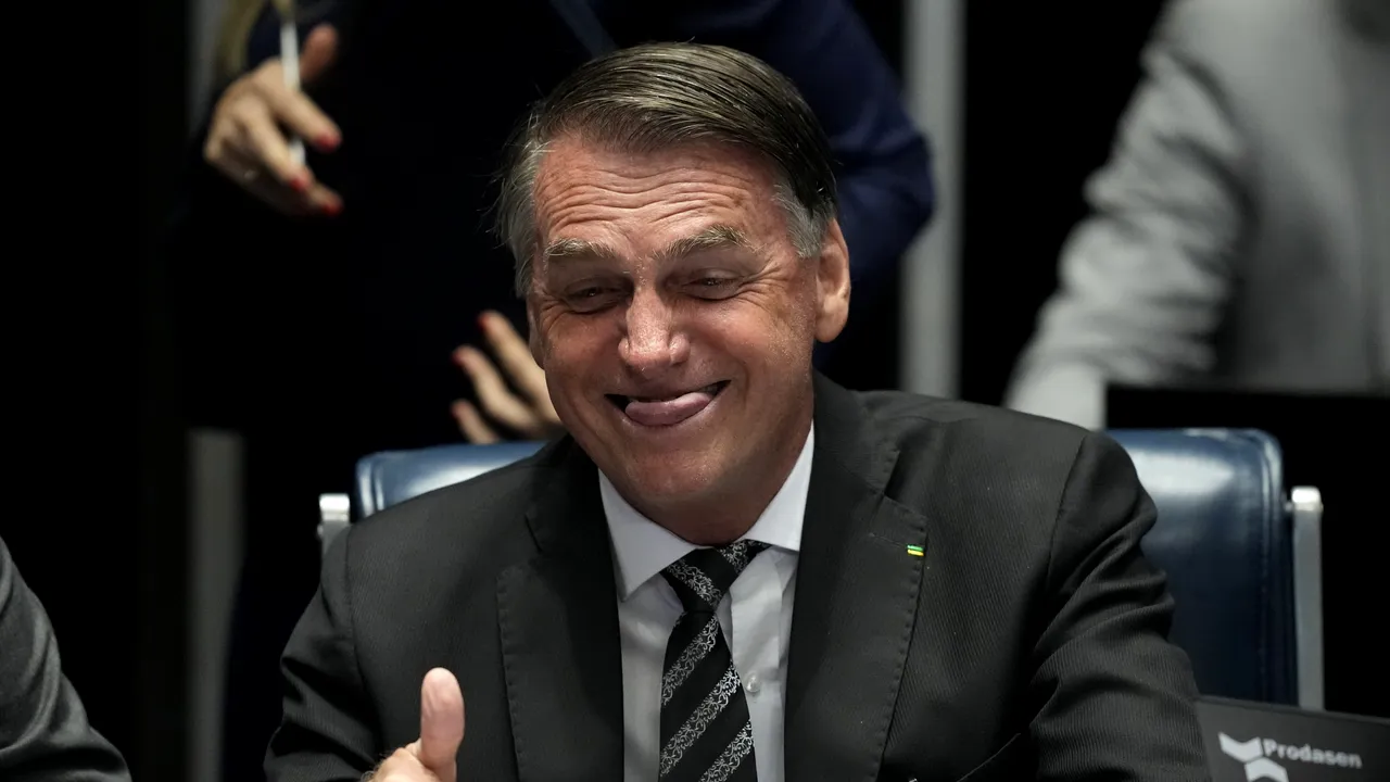 Bolsonaro pune la îndoială sistemul electoral din Brazilia. Armata braziliană trebuie mobilizată pentru a contribui la asigurarea transparenţei din alegeri