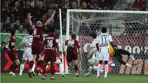 CFR Cluj a învins Rapid, scor 1-0, şi revine pe primul loc în Liga I