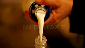 Tabără: Este inadmisibil că România a ajuns să importe inclusiv lapte sau produse lactate