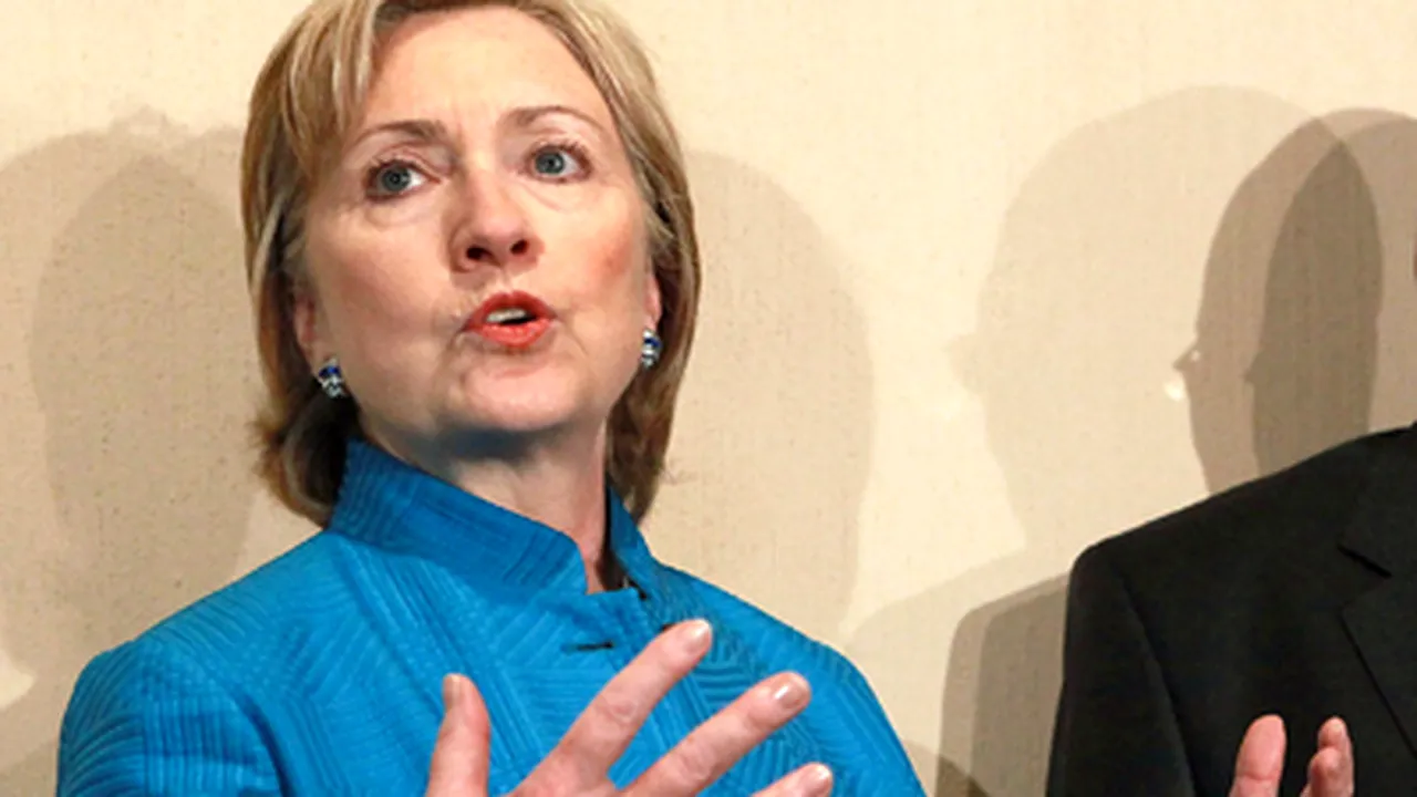 Hillary Clinton, enervată de întrebarea unui student congolez - VIDEO