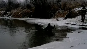 Doi fraţi, căutaţi după ce au plecat la săniuş. Unul a fost găsit, însă a murit la scurt timp