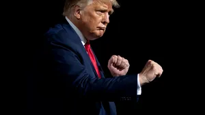 New York Times: Trump va organiza în plină pandemie o petrecere în noaptea alegerilor în Casa Albă, cu 400 de invitaţi