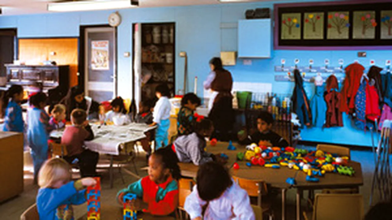 Romania To Hike Daycare Vouchers To RON350 As Of Feb 1