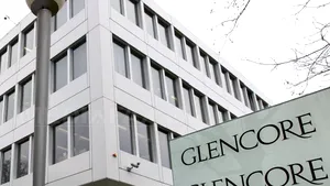 Compania Glencore, obligată de justiţia britanică să plătească OMV Petrom 40 milioane de dolari