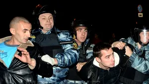 Rusia: Aproximativ 1.200 de persoane, reţinute într-o razie împotriva imigranţilor la Moscova