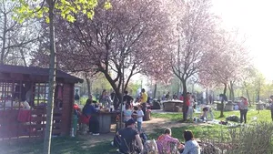 Salariaţii vor sta acasă pe 2 mai. Câte libere legale mai sunt până la sfârşitul anului
