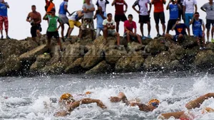 Aproximativ 1.300 de sportivi vor participa la Triathlon Challenge Mamaia 2015