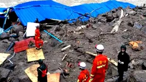 Zeci de morţi în urma unei alunecări de teren produse în sud-estul Chinei - VIDEO
