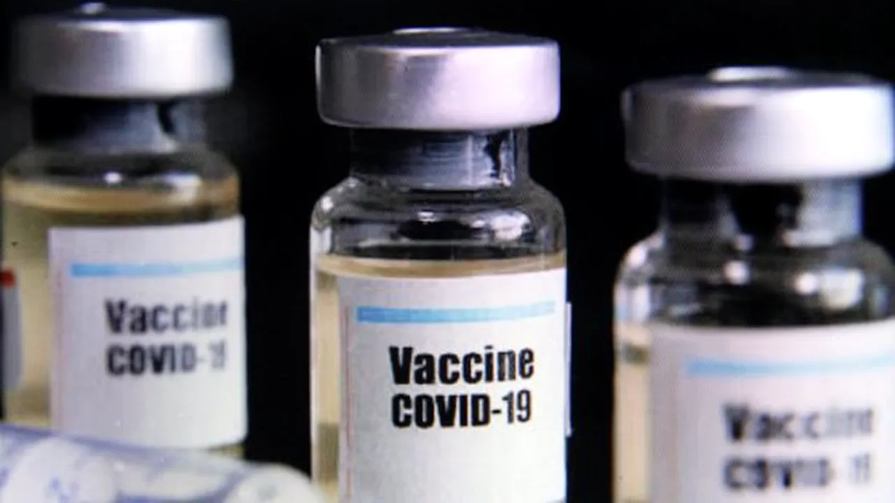 FDA a adăugat un avertisment în prospectele vaccinurilor anti-Covid-19 Pfizer şi Moderna cu privire la inflamaţiile cardiace 