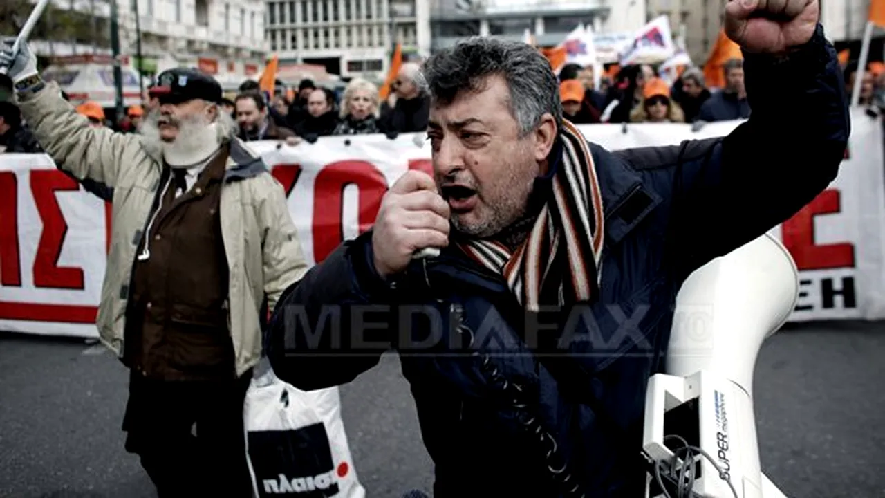Grevă generală în Grecia: Confruntări între poliţie şi manifestanţi la Atena