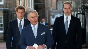 Harry şi William neagă zvonurile despre „atitudinea hărţuitoare” a ducelui de Cambridge faţă de Meghan Markle