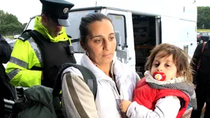 Românii vizaţi de atacuri rasiste în Belfast, protejaţi de poliţie