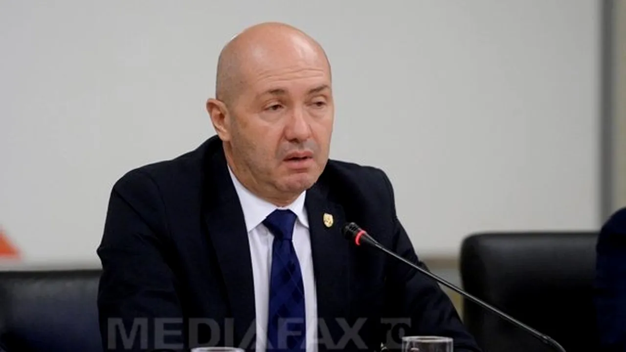 Anghel: Mă retrag din competiţia pentru postul de ministru, nu vreau să ”întinez” noul Guvern