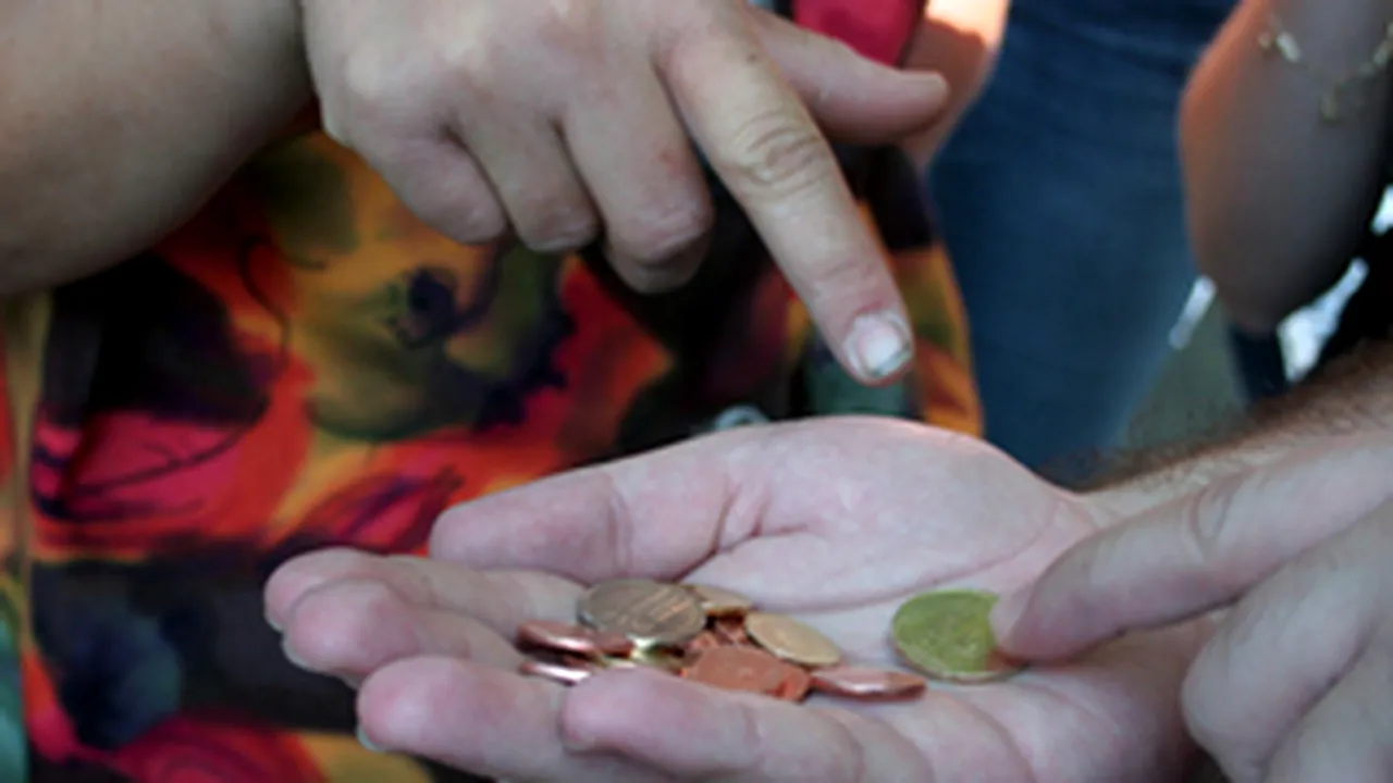Romanian Pvt Sector Wages To Drop In ’09, Hit Consumption – Analysts