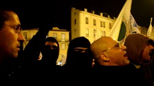 Mii de poliţişti au manifestat împotriva austerităţii la Lisabona