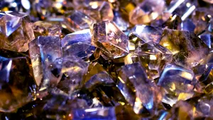 Primul cristal temporal vizibil cu ochiul liber, creat în laborator. Descoperirea ar putea schimba viitorul securităţii şi stocării digitale