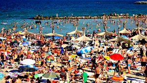 Un bărbat a murit înecat la Mangalia, deşi era arborat steagul roşu, care interzice scăldatul