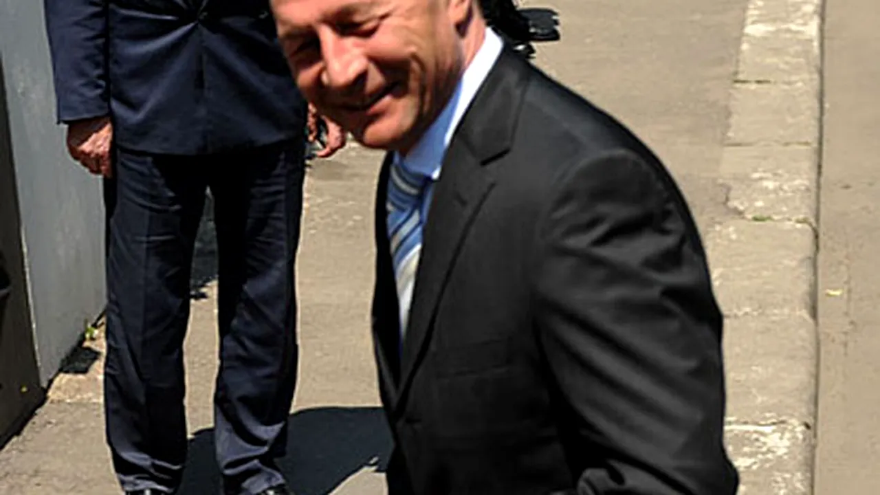 Băsescu: Referendumul pentru legalizarea prostituţiei şi drogurilor, lipsă de inteligenţă politică