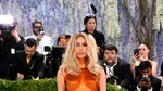 Kim Kardashian angajează un număr șocant de bone. Cum își crește cei 4 copii