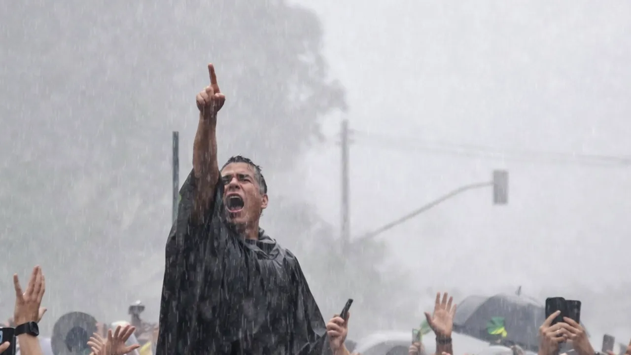 Trăsnet la un miting pro-Bolsonaro în Brasilia: 89 de susținători răniți