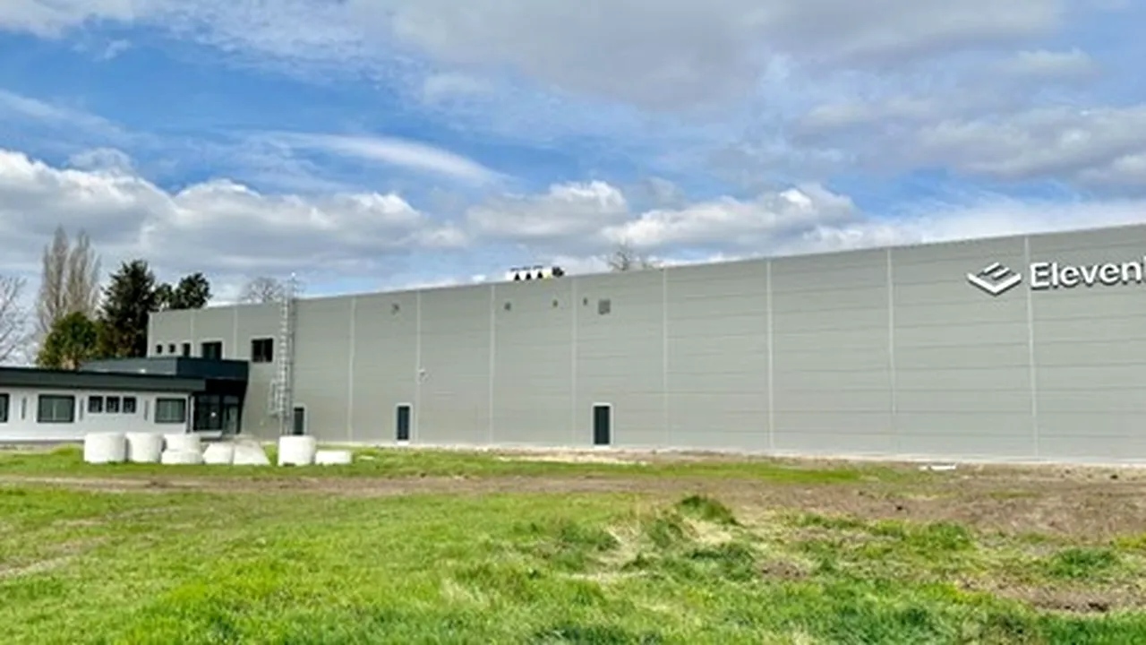 Elevenes deschide prima fabrică de celule de baterie LFP din Europa