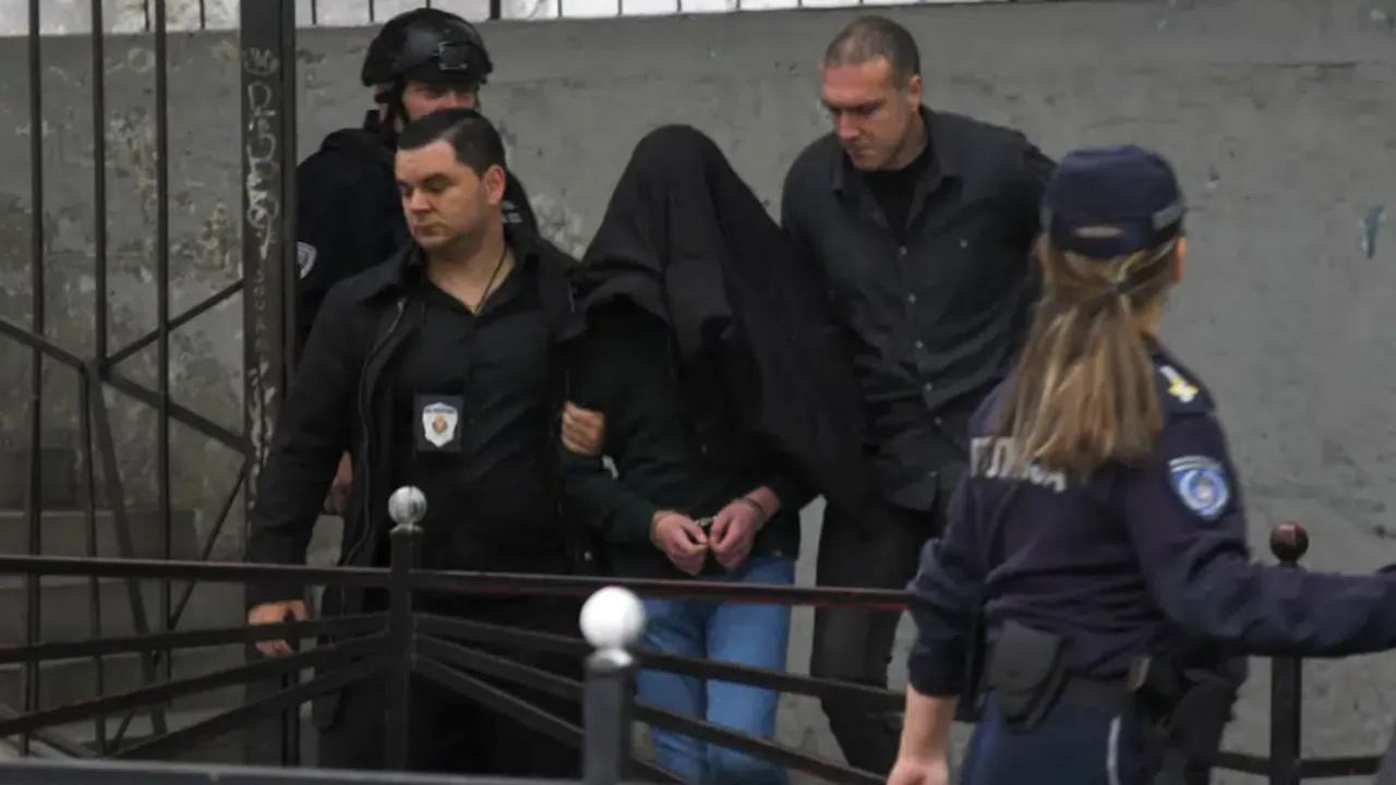 Noi detalii despre masacrul din Belgrad. Baiatul de 14 ani şi-a planificat atacul cu o lună înainte şi avea o listă cu copiii pe care dorea să îi ucidă
