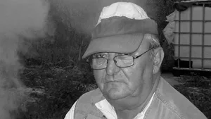 Profesorul Vasile Traciuc de la Facultatea de Jurnalism s-a stins din viaţă