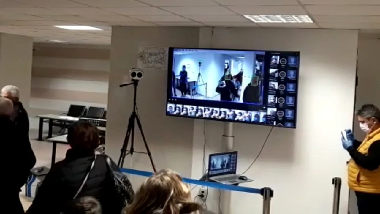 Imagini cu primul termoscanner de pe Aeroportul Otopeni. În total au fost comandate 35 de aparate