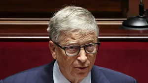 Bill Gates se află la Beijing. Fondatorul Microsoft se va întâlni cu Xi Jinping