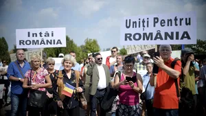 Miting de susţinere a Legii Offshore, în Capitală. Organizator: De resursele ţării trebuie să profite românii | FOTO, VIDEO