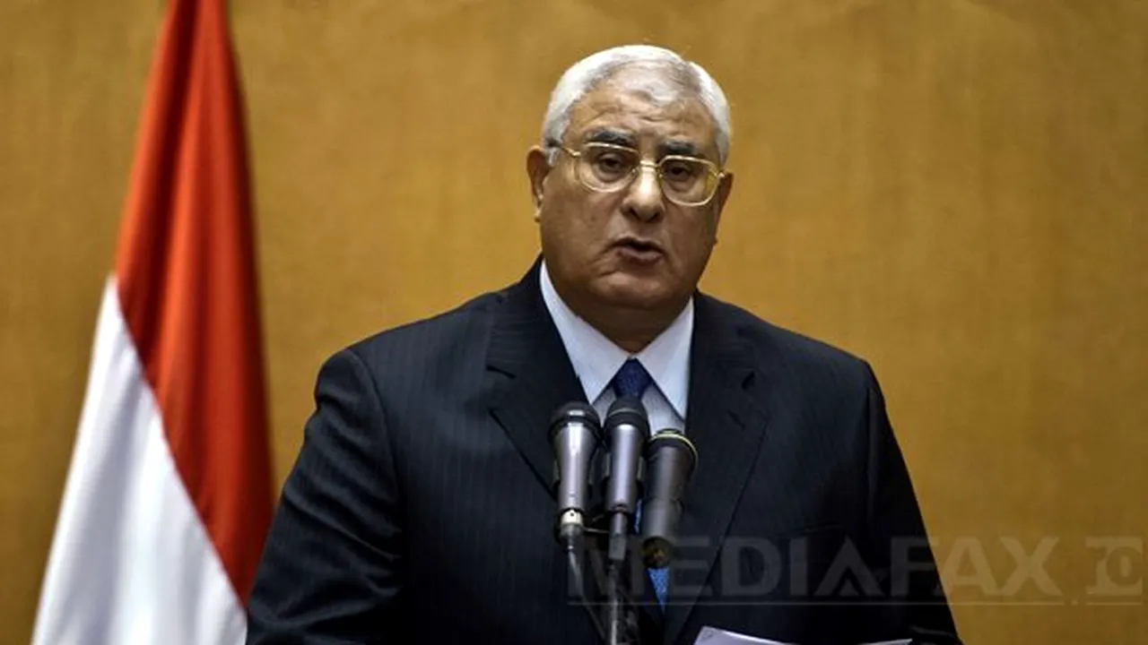 Egipt: Preşedintele interimar a dizolvat Camera superioară a Parlamentului
