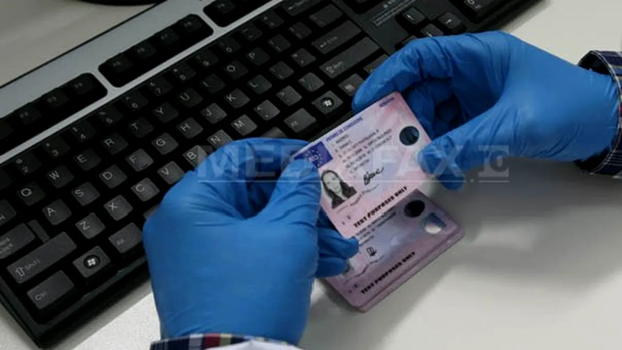 Percheziţii la Direcţia Permise Auto Bucureşti: 14 persoane, puse sub învinuire pentru eliberare ilegală de permise auto