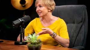 Emilia Șercan câștigă pe fond procesul cu Adrian Cioroianu. Decizia Tribunalului București
