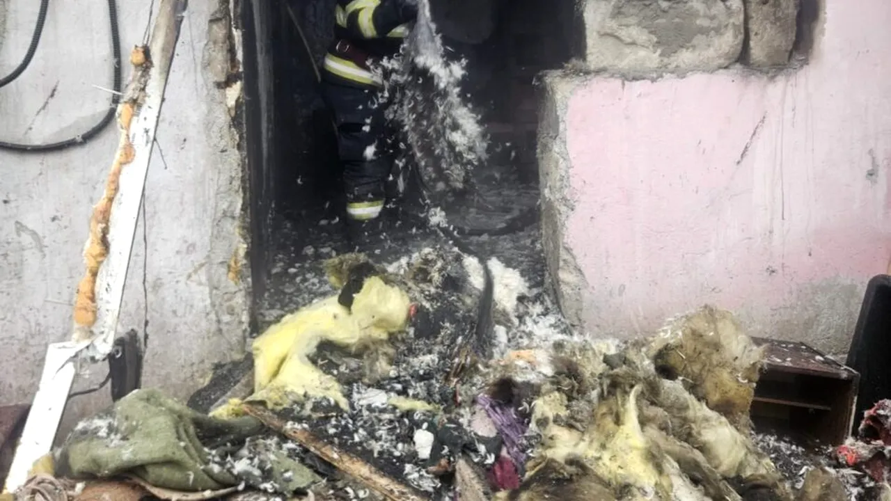 Bebeluș cu arsuri pe 65% din corp după un incendiu la Geoagiu