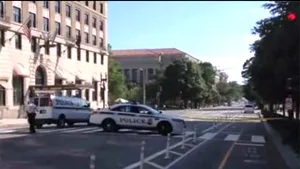 Intrusul de la Casa Albă a pătruns mai mult în interiorul reşedinţei decât se anunţase iniţial - FOTO