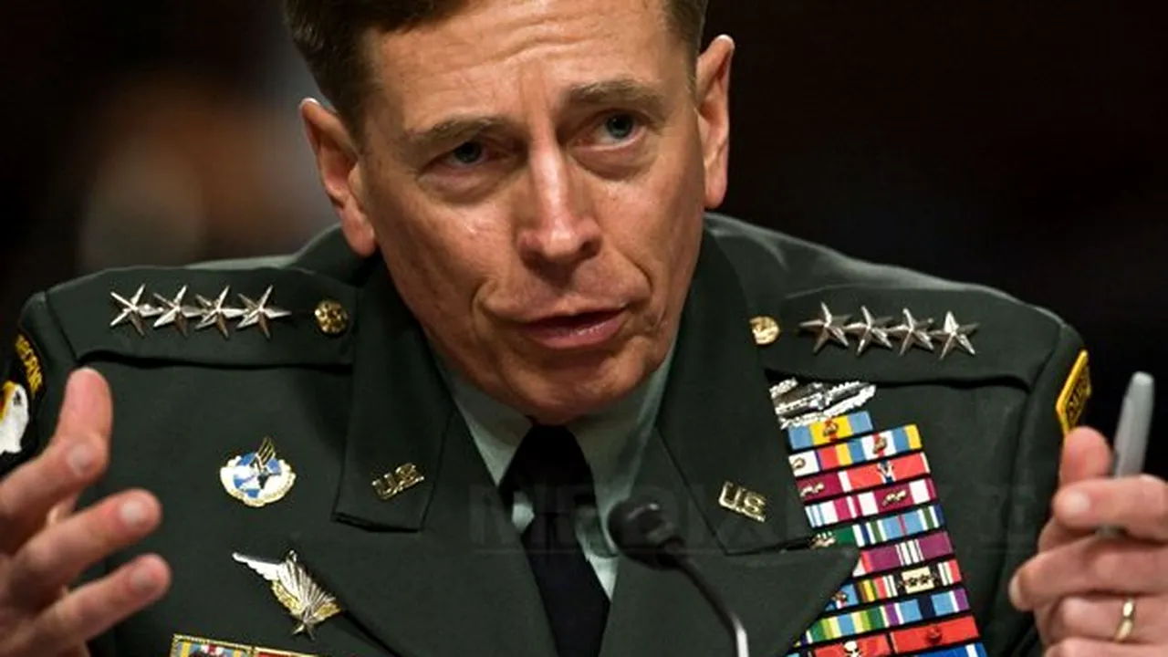 Generalul David Petraeus apără misiunea SUA în Afganistan şi cere suplimentarea fondurilor - VIDEO