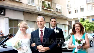 Mircea şi Mihaela Geoană, naşi la nunta deputatului PSD Florentin Gust cu o jurnalistă - FOTO