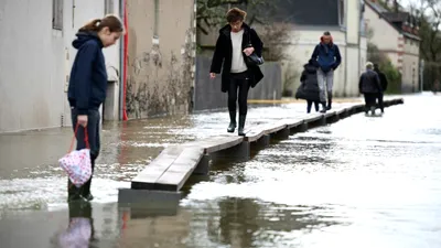 METEO Râurile din sudul și centrul țării, sub cod galben hidrologic. Județele vizate de atenționare