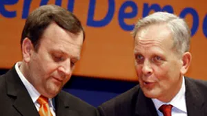 PLD discută, sâmbătă, despre pensii, educaţie, relaţia cu PD şi euroalegeri