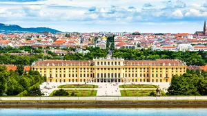 Presa locală anunţă că Austria pregăteşte eliminarea restricţiilor de călătorie din 16 iunie