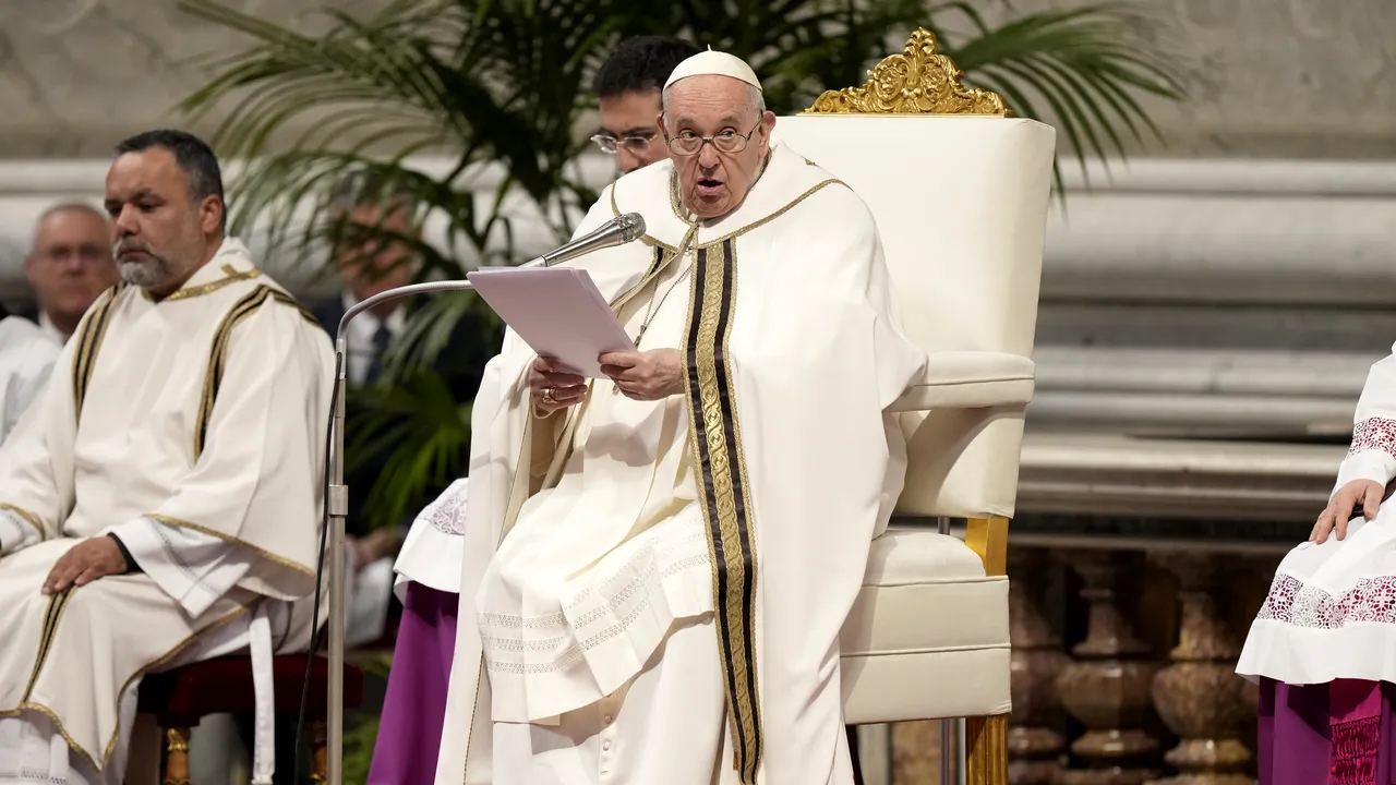 Papa Francisc a prezidat Liturghia Crismală din Joia Mare 
