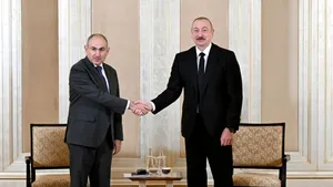 Liderii Armeniei și Azerbaidjanului găzduiți de Trump pentru discuții de pace