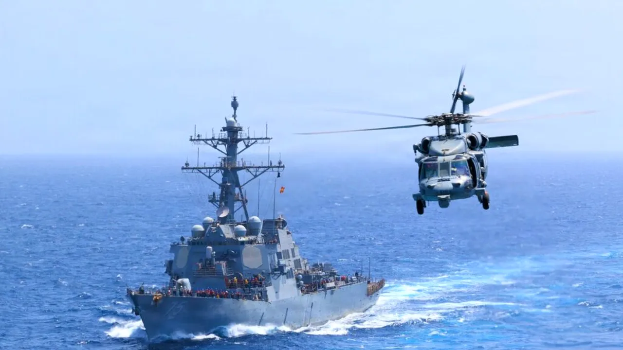 Trump schimbă regulile pentru Marina SUA: permite construirea unor nave militare în șantiere din străinătate