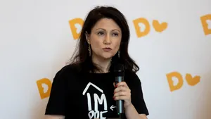 Carmen Uscatu îi cere Oanei Gheorghiu să se retragă din Asociația „Dăruiește Viață”