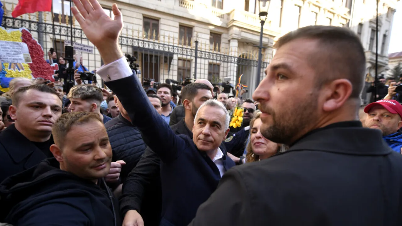 Georgescu, după depunerea candidaturii la prezidenţiale: „Tot mapamondul se uită la România, la măreţia poporului român şi la modul ingrat şi ilegal în care sistemul corupt şi clasa politică au acţionat”