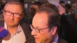 Hollande, huiduit la inaugurarea Salonului Internaţional de Agricultură de la Paris - VIDEO
